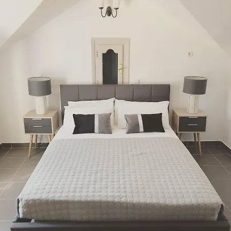 Mandalay Villa Pesadha